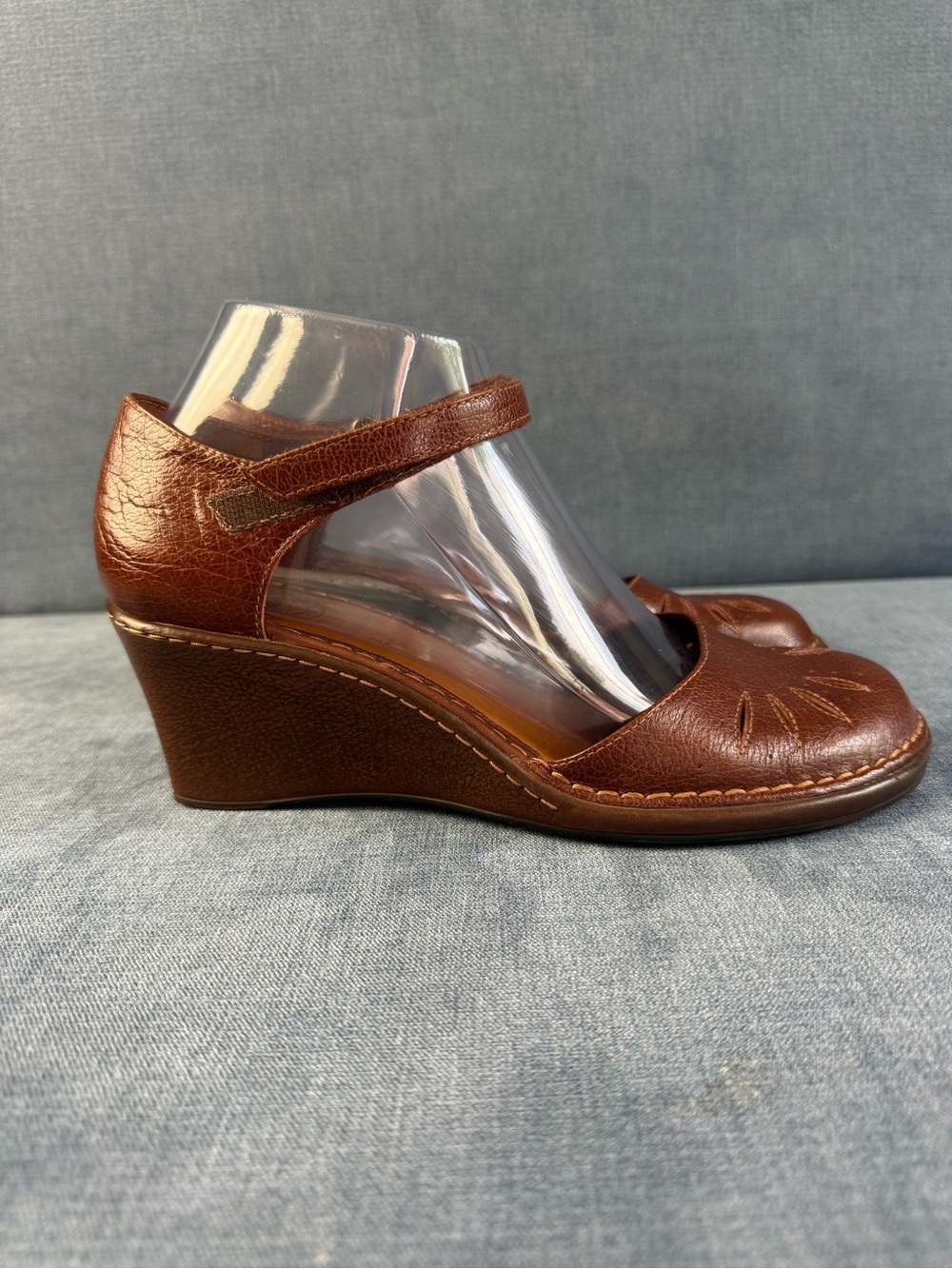 Nurture By Lamaze Womans Brown Leather Wedge Mary Jane Ankle Strap Sandals SZ7.5
